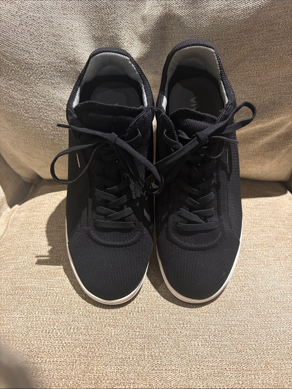 Vivaia women’s Black Knit Lace-Up Athletic Shoe